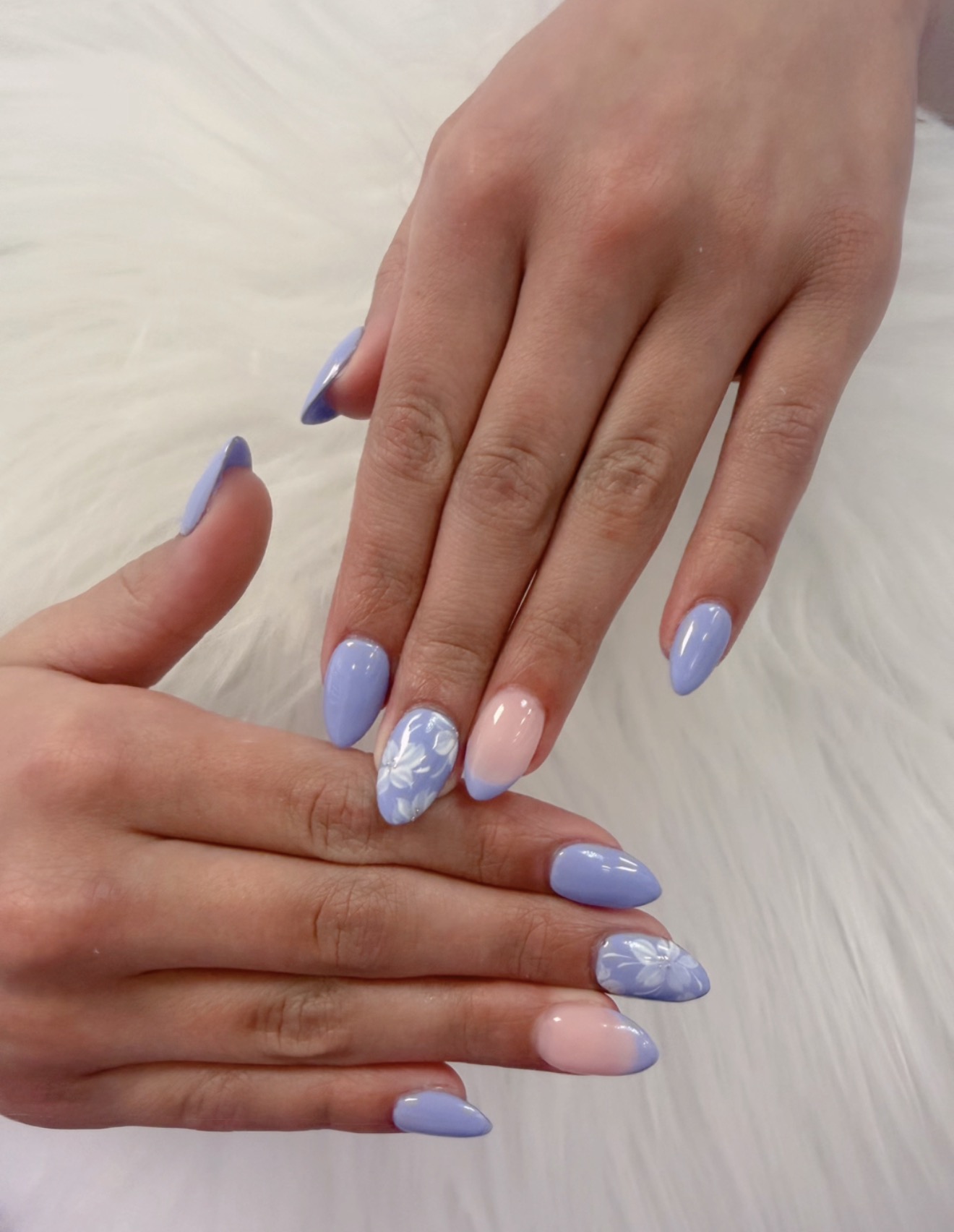 Shiny Nail & Spa nail photo 1